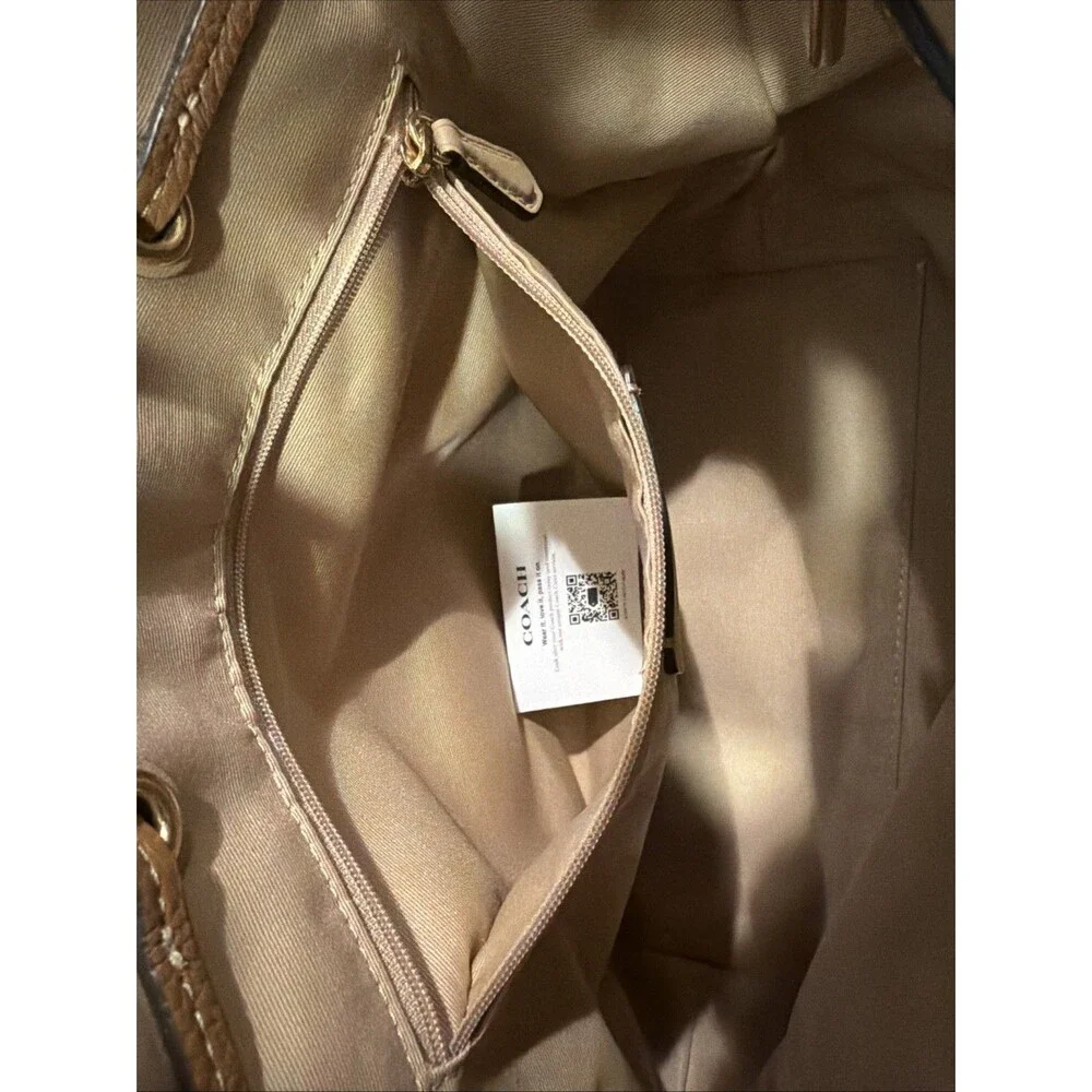 Coach Andy Tote With Horse And Carriage pebble leather Gold/Chalk Multi CA165